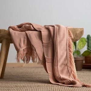 Marilyn blanket – coral pink